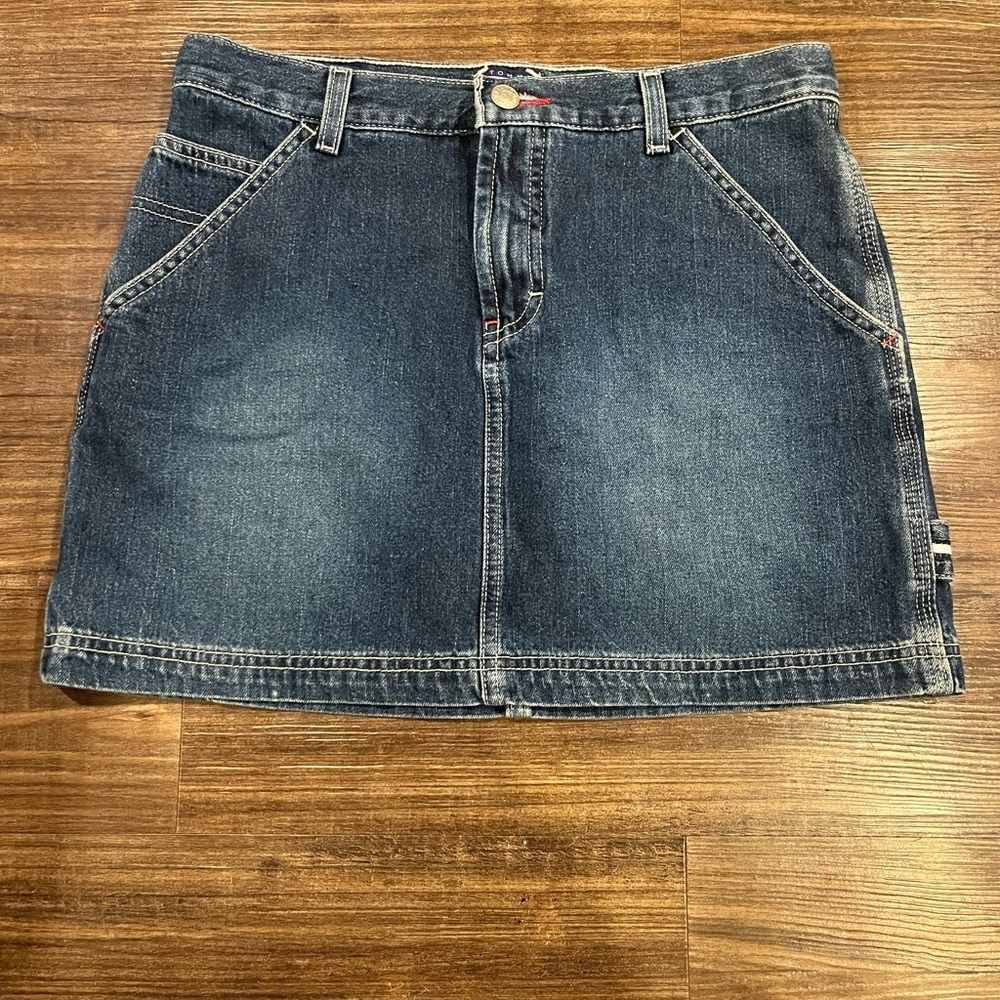 Tommy Hilfiger Dark Blue A-Line mini skirt size 7